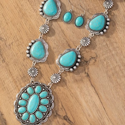 Cowgirl Charm Vintage Southwestern Bohemian Statement Necklace Earrings Set