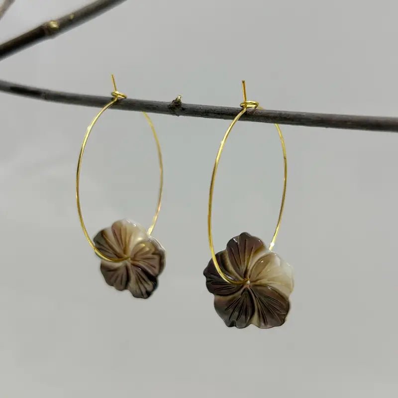 Black Shell Flower Hoop Earrings